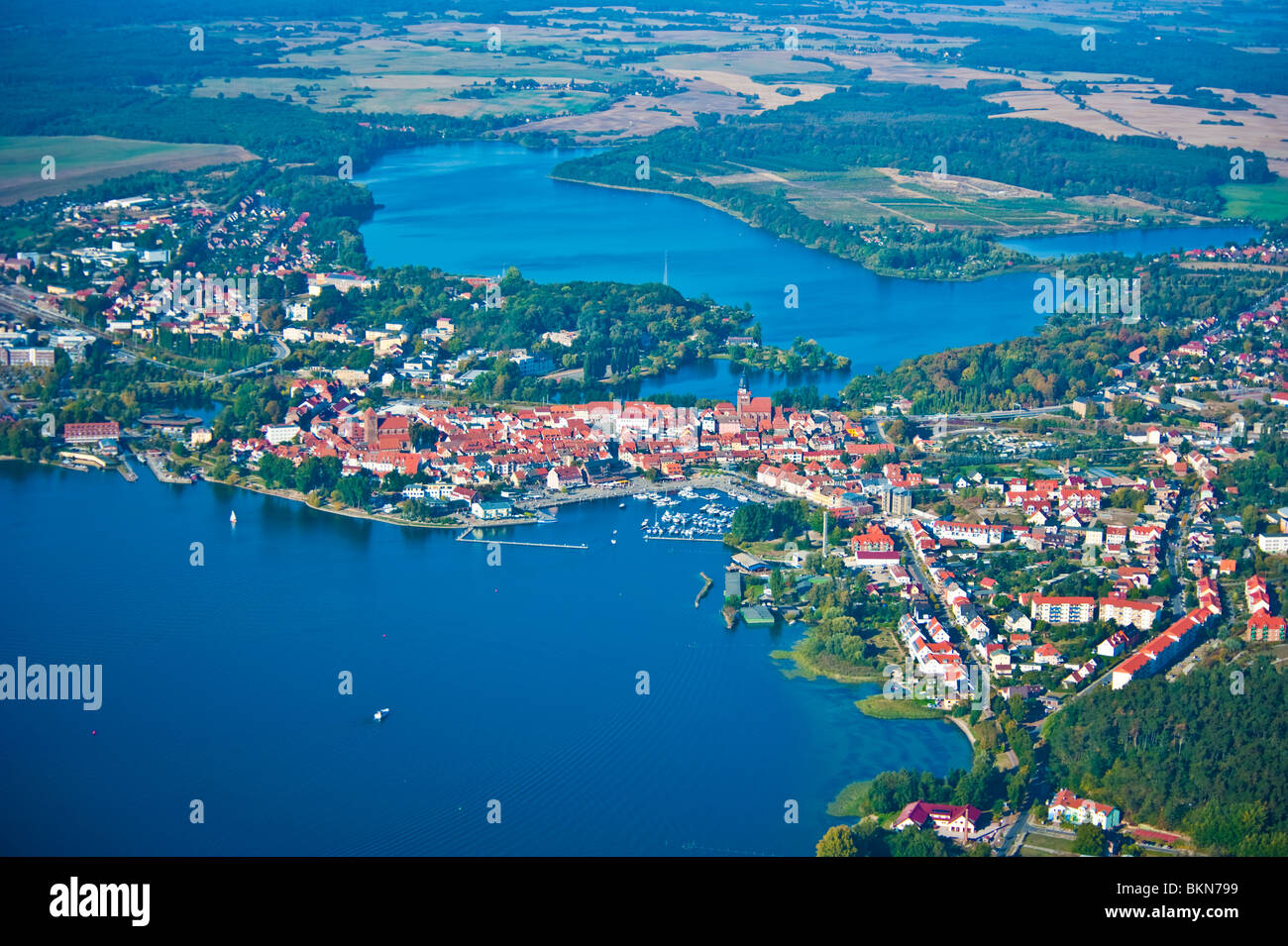 https://mdw-travel-data-us-east-1.s3.amazonaws.com/img/country/Germany/Lake-Muritz/img_02.jpg