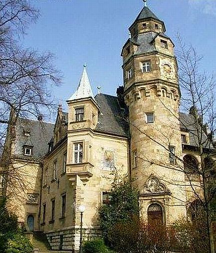 https://mdw-travel-data-us-east-1.s3.amazonaws.com/img/country/Germany/Liebieghaus/img_03.jpg