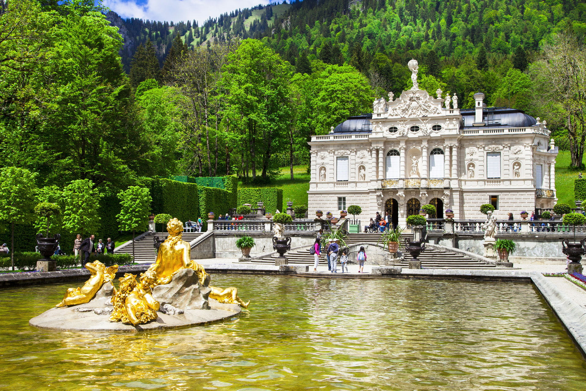 https://mdw-travel-data-us-east-1.s3.amazonaws.com/img/country/Germany/Linderhof-Palace/img_01.jpg