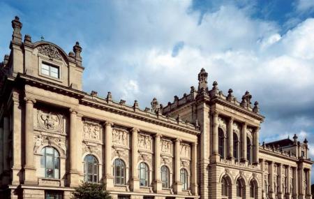 https://mdw-travel-data-us-east-1.s3.amazonaws.com/img/country/Germany/Lower-Saxony-State-Museum/img_03.jpg