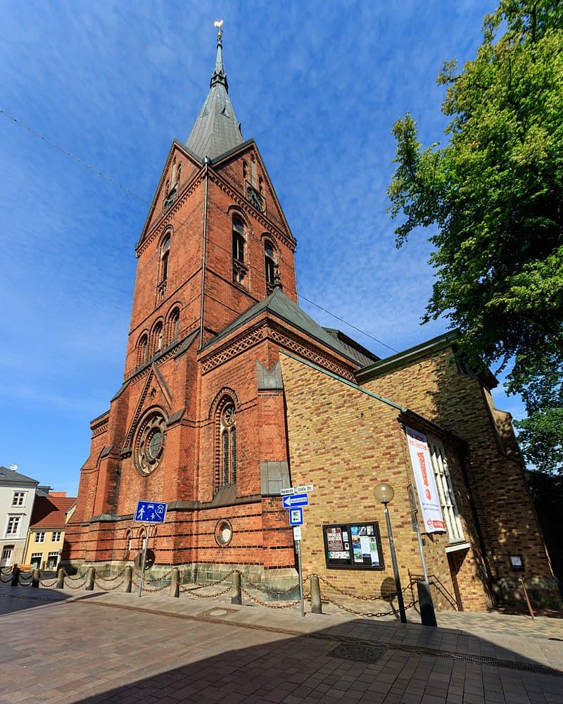 https://mdw-travel-data-us-east-1.s3.amazonaws.com/img/country/Germany/Marienkirche/img_02.jpg