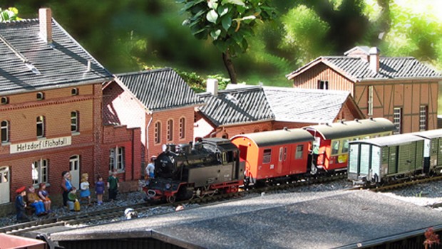 https://mdw-travel-data-us-east-1.s3.amazonaws.com/img/country/Germany/Miniaturpark-Klein-Erzgebirge/img_01.jpg