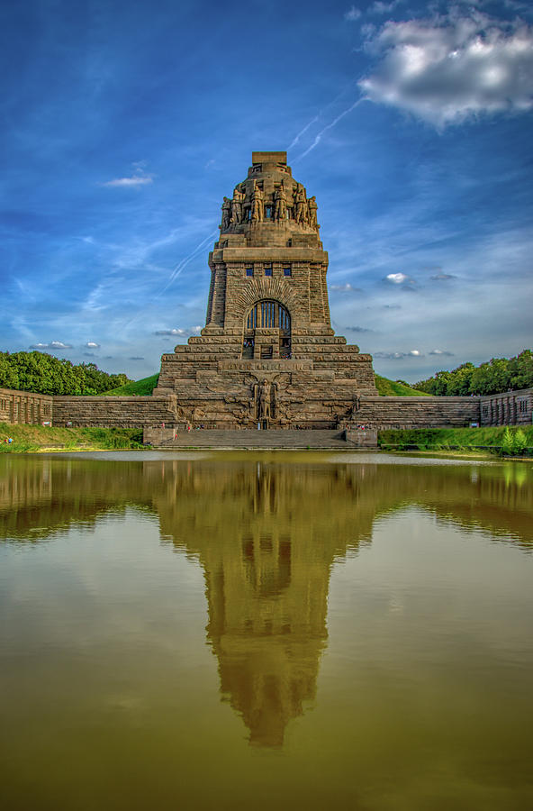 https://mdw-travel-data-us-east-1.s3.amazonaws.com/img/country/Germany/Monument-of-the-Battle-of-the-Nations/img_02.jpg