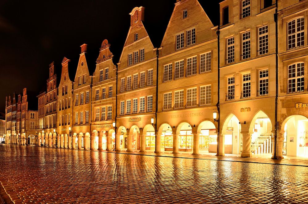 https://mdw-travel-data-us-east-1.s3.amazonaws.com/img/country/Germany/Munster-Arkaden/img_00.jpg