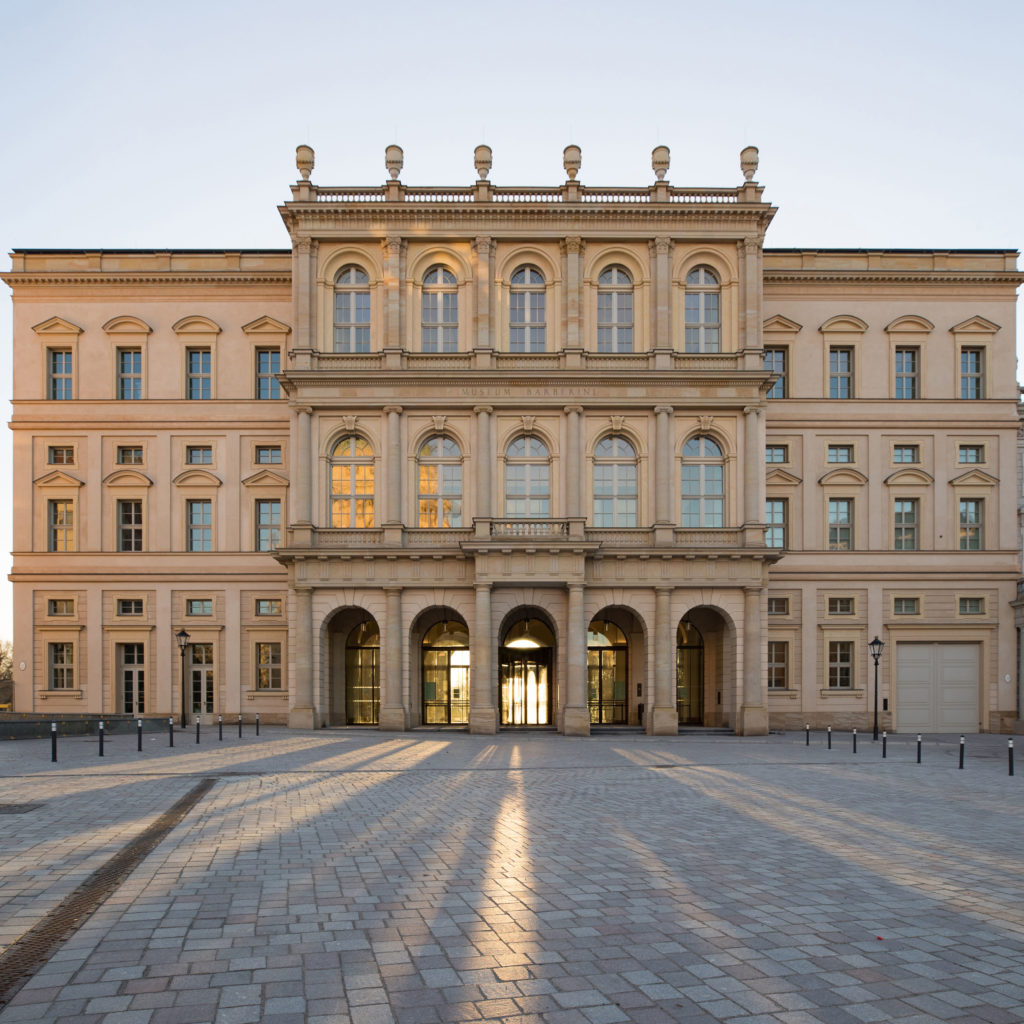 https://mdw-travel-data-us-east-1.s3.amazonaws.com/img/country/Germany/Museum-of-Modern-Art/img_00.jpg