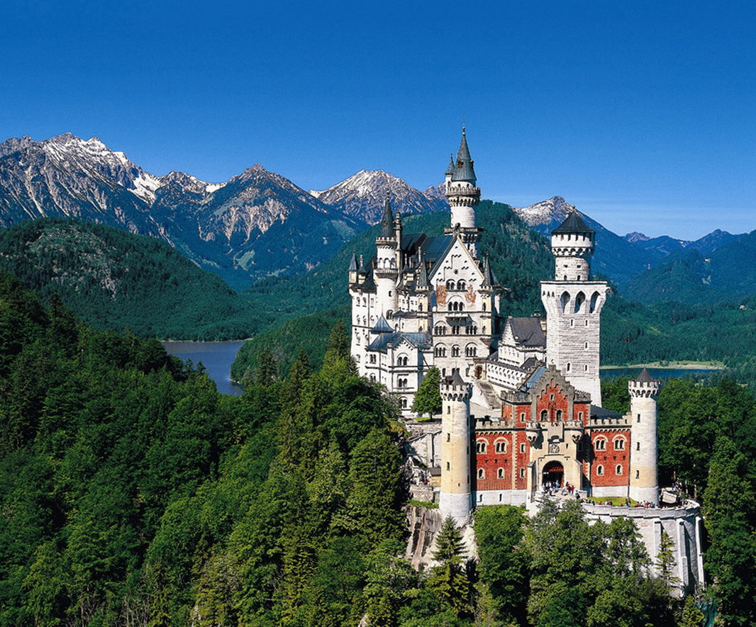 https://mdw-travel-data-us-east-1.s3.amazonaws.com/img/country/Germany/Neuschwanstein-Castle/img_00.jpg