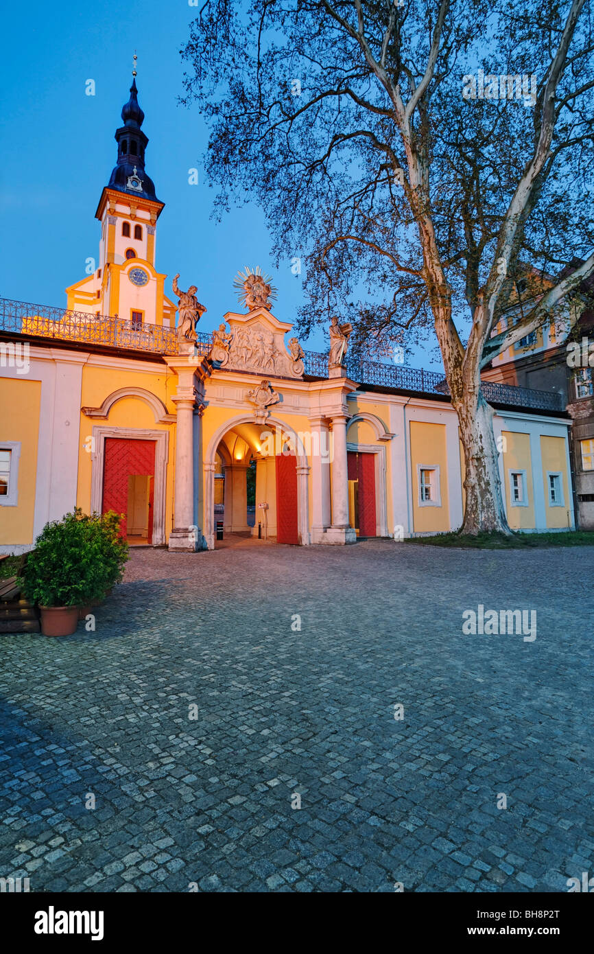 https://mdw-travel-data-us-east-1.s3.amazonaws.com/img/country/Germany/Neuzelle-Abbey/img_02.jpg