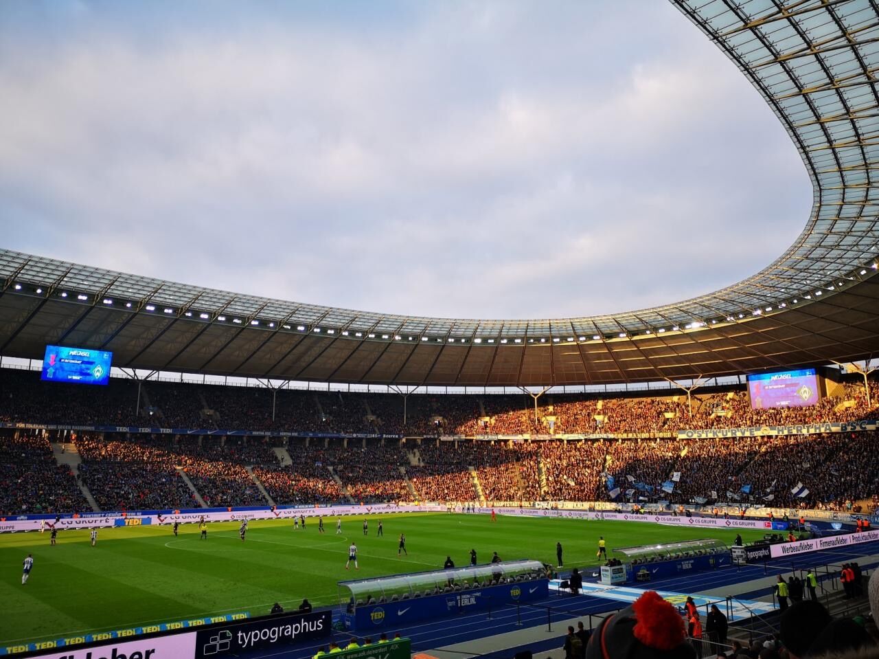 https://mdw-travel-data-us-east-1.s3.amazonaws.com/img/country/Germany/Olympiastadion-Berlin/img_03.jpg