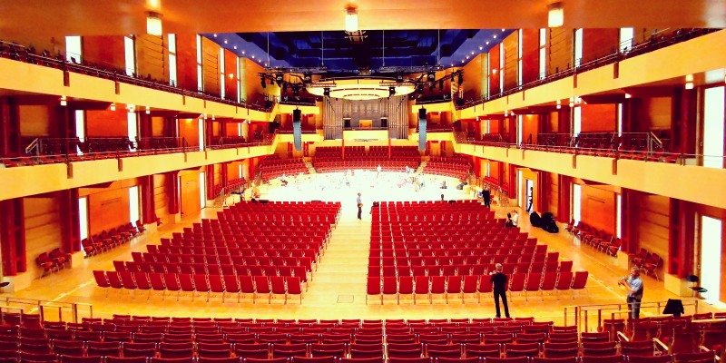 https://mdw-travel-data-us-east-1.s3.amazonaws.com/img/country/Germany/Philharmonie-Essen/img_01.jpg