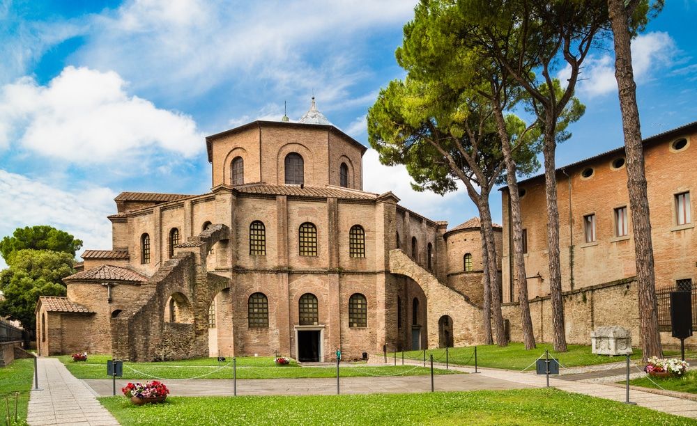 https://mdw-travel-data-us-east-1.s3.amazonaws.com/img/country/Germany/Ravenna-Gorge/img_03.jpg
