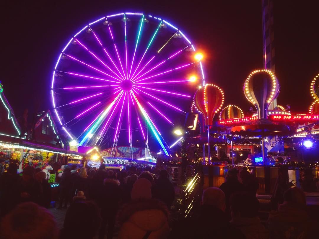 https://mdw-travel-data-us-east-1.s3.amazonaws.com/img/country/Germany/Rostock-Christmas-Market/img_03.jpg
