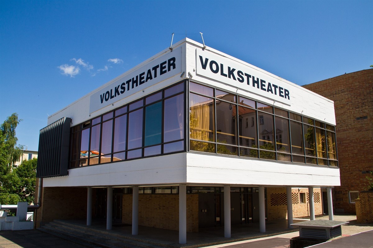 https://mdw-travel-data-us-east-1.s3.amazonaws.com/img/country/Germany/Rostock-Theater/img_00.jpg
