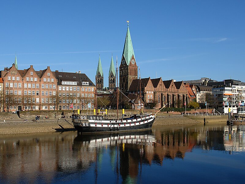 https://mdw-travel-data-us-east-1.s3.amazonaws.com/img/country/Germany/Schlachte/img_01.jpg