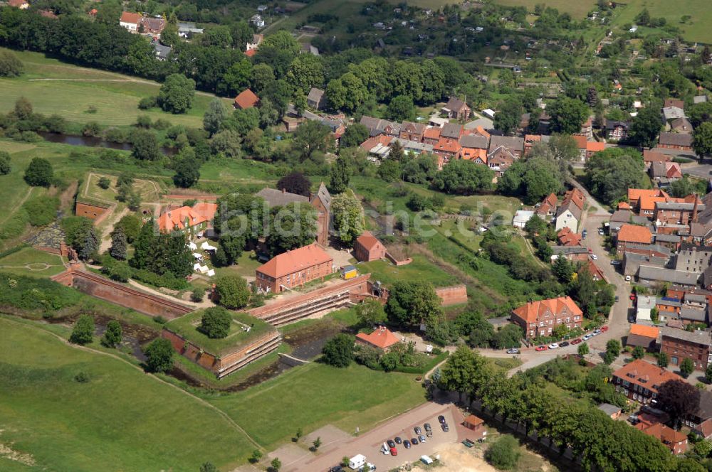 https://mdw-travel-data-us-east-1.s3.amazonaws.com/img/country/Germany/Schloss-Domitz/img_02.jpg