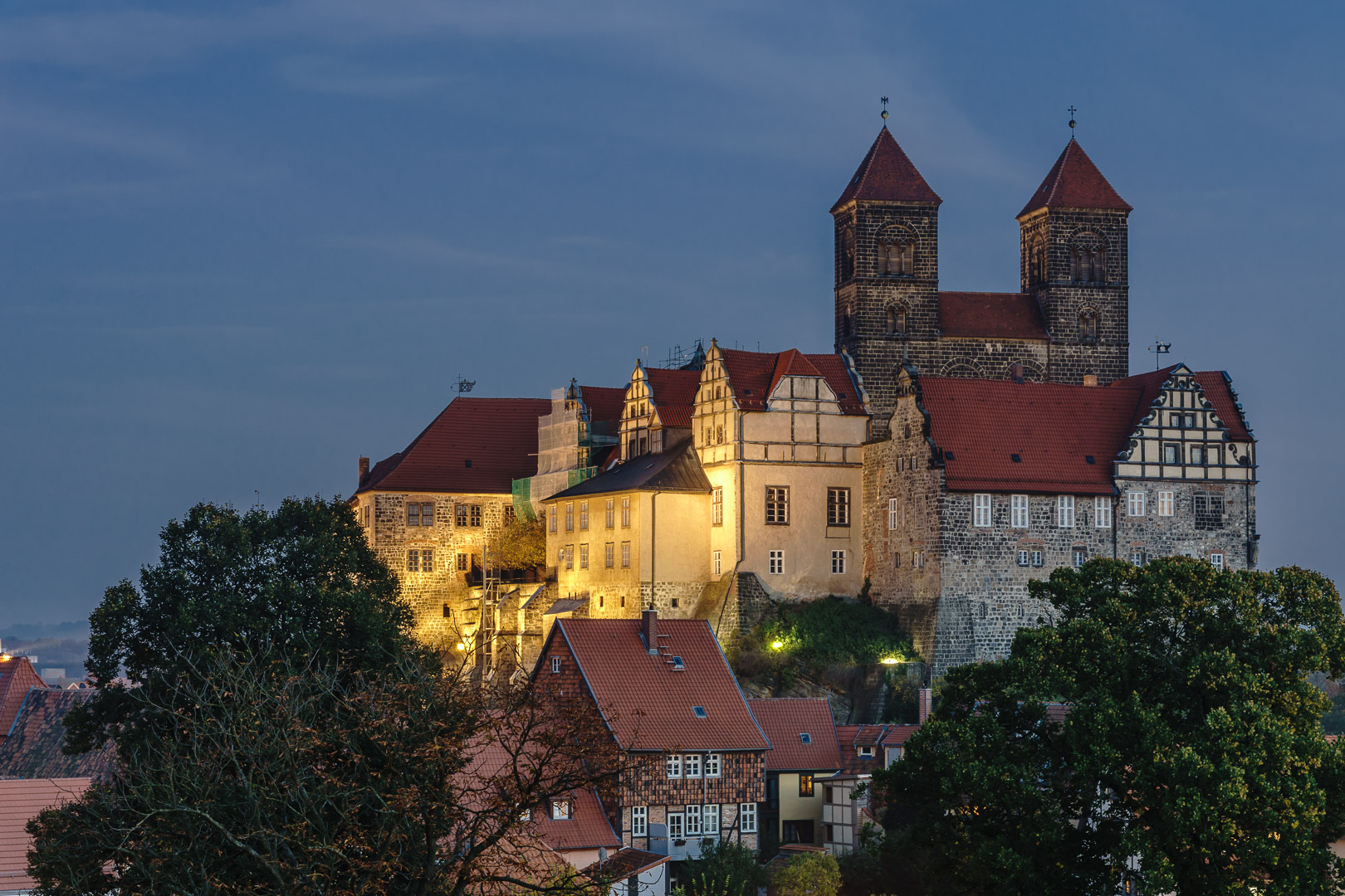https://mdw-travel-data-us-east-1.s3.amazonaws.com/img/country/Germany/Schlossberg/img_02.jpg