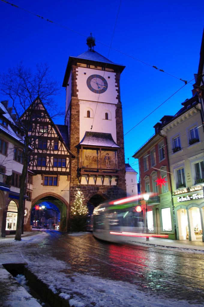 https://mdw-travel-data-us-east-1.s3.amazonaws.com/img/country/Germany/Schwabentor/img_01.jpg