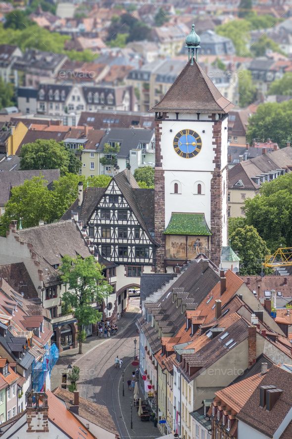 https://mdw-travel-data-us-east-1.s3.amazonaws.com/img/country/Germany/Schwabentor/img_02.jpg