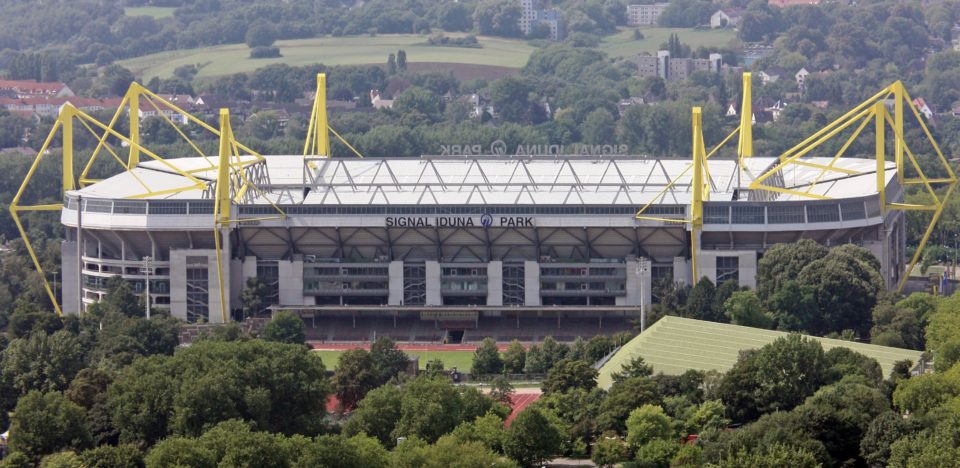 https://mdw-travel-data-us-east-1.s3.amazonaws.com/img/country/Germany/Signal-Iduna-Park/img_01.jpg
