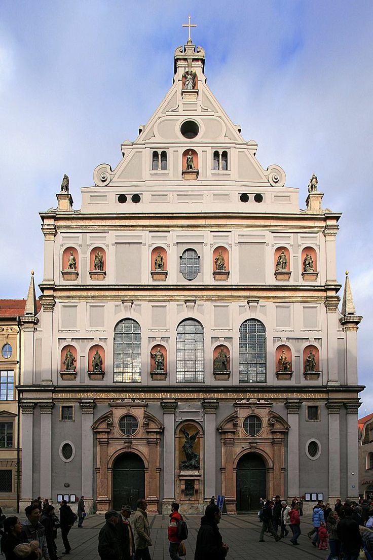 https://mdw-travel-data-us-east-1.s3.amazonaws.com/img/country/Germany/St-Michaels-Church/img_00.jpg