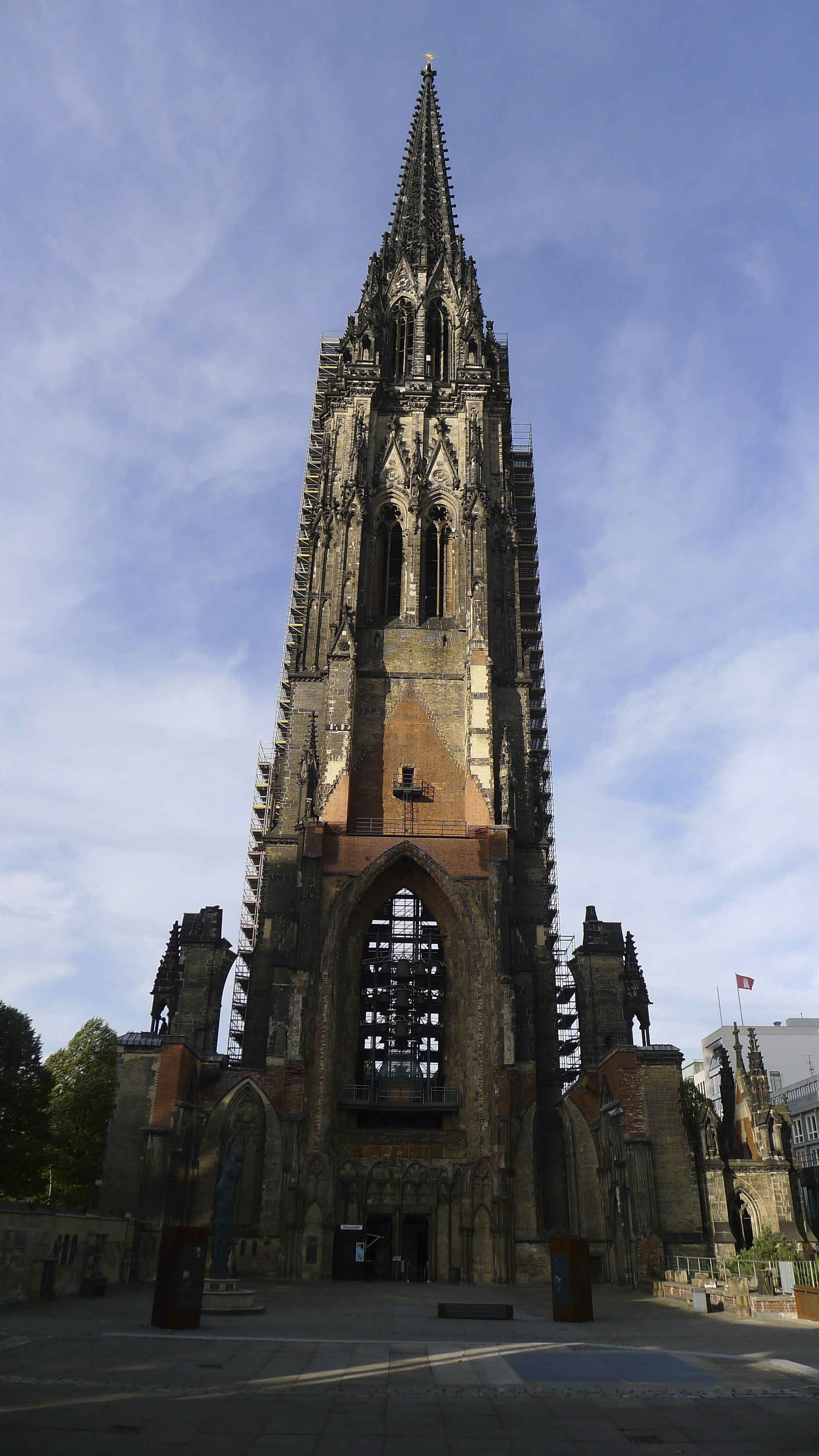 https://mdw-travel-data-us-east-1.s3.amazonaws.com/img/country/Germany/St-Nikolai-Memorial/img_03.jpg