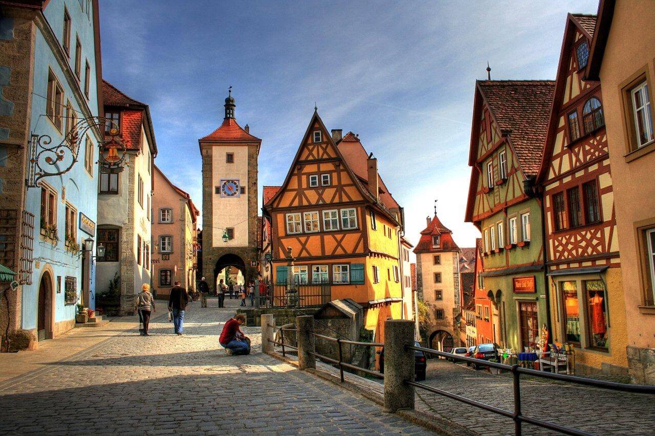 https://mdw-travel-data-us-east-1.s3.amazonaws.com/img/country/Germany/Stadttore/img_03.jpg