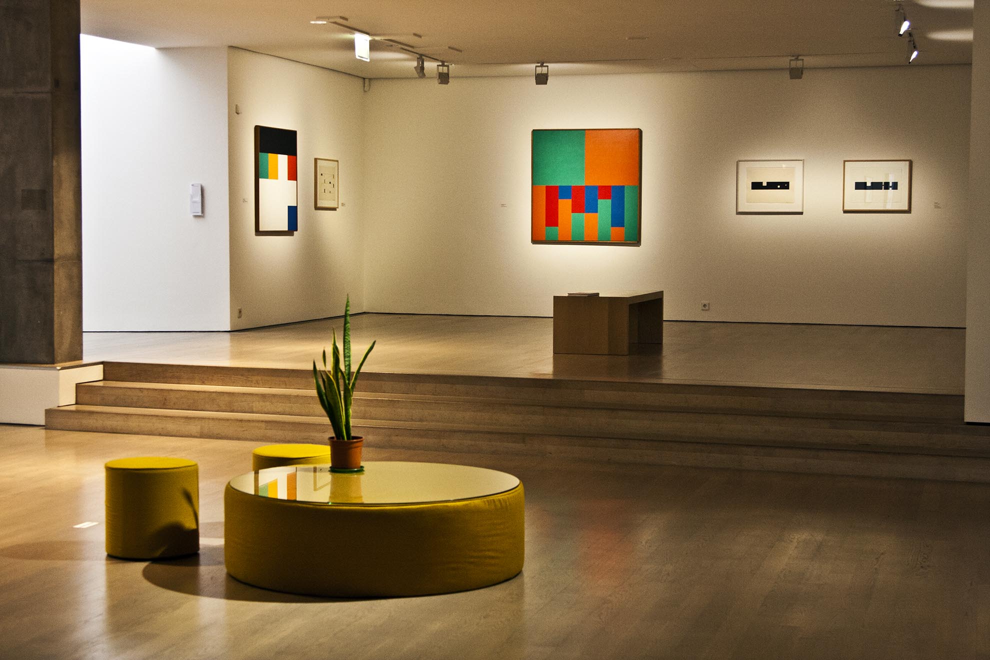 https://mdw-travel-data-us-east-1.s3.amazonaws.com/img/country/Germany/Stuttgart-Art-Museum/img_02.jpg