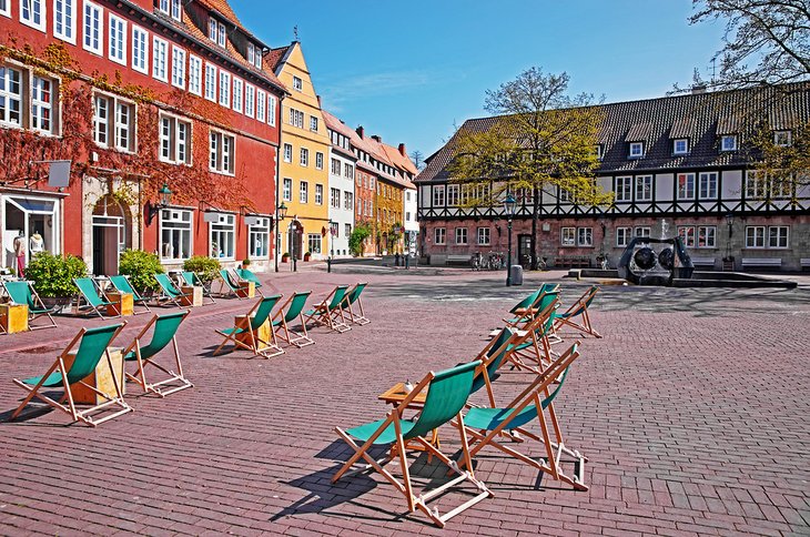 https://mdw-travel-data-us-east-1.s3.amazonaws.com/img/country/Germany/Theaters-of-Hanover/img_00.jpg