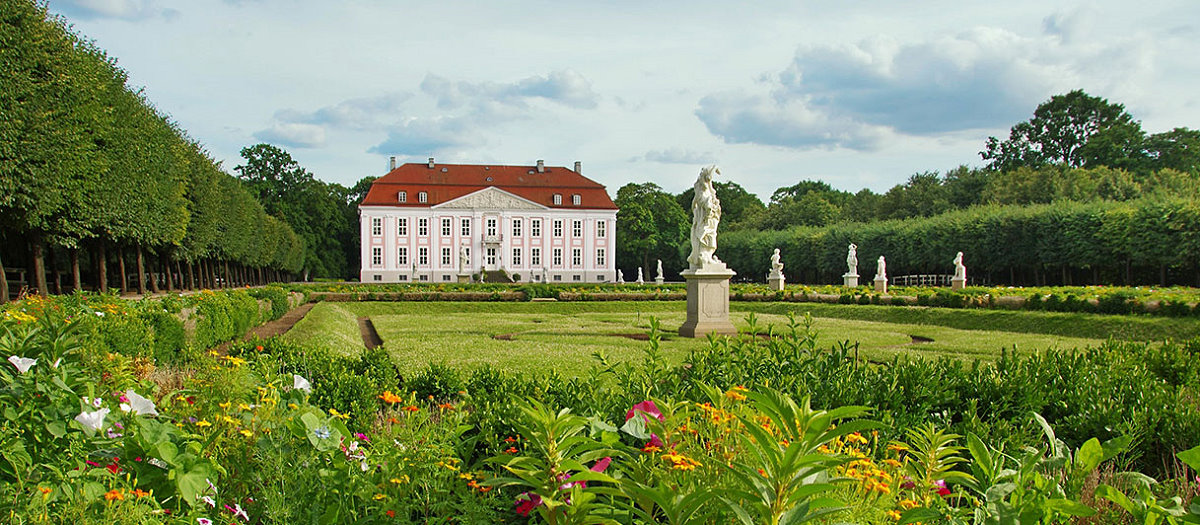 https://mdw-travel-data-us-east-1.s3.amazonaws.com/img/country/Germany/Tierpark-Berlin/img_02.jpg