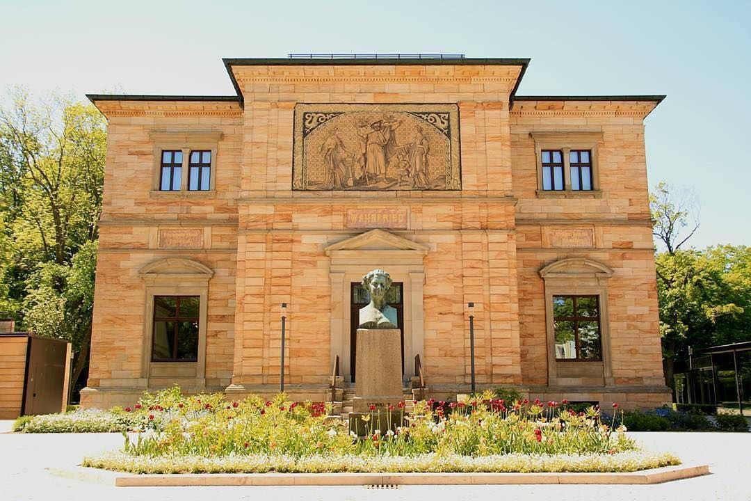 https://mdw-travel-data-us-east-1.s3.amazonaws.com/img/country/Germany/Wagner-Museum/img_01.jpg