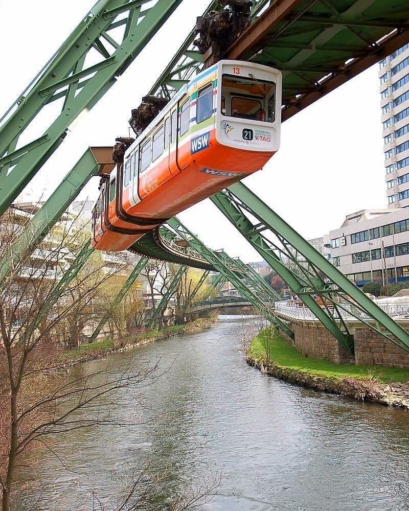 https://mdw-travel-data-us-east-1.s3.amazonaws.com/img/country/Germany/Wuppertal-Suspension-Railway/img_02.jpg