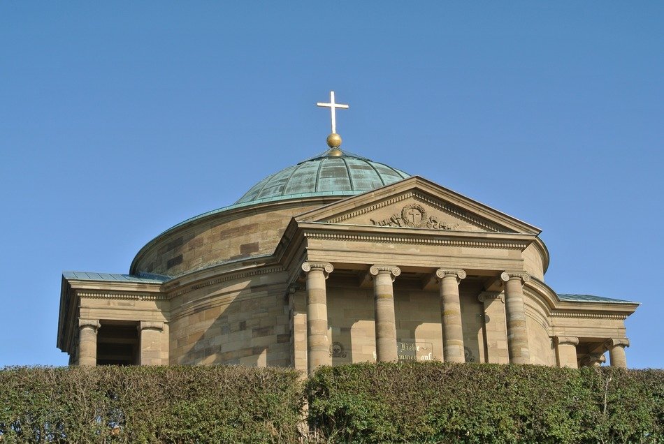 https://mdw-travel-data-us-east-1.s3.amazonaws.com/img/country/Germany/Wurttemberg-Mausoleum/img_02.jpg