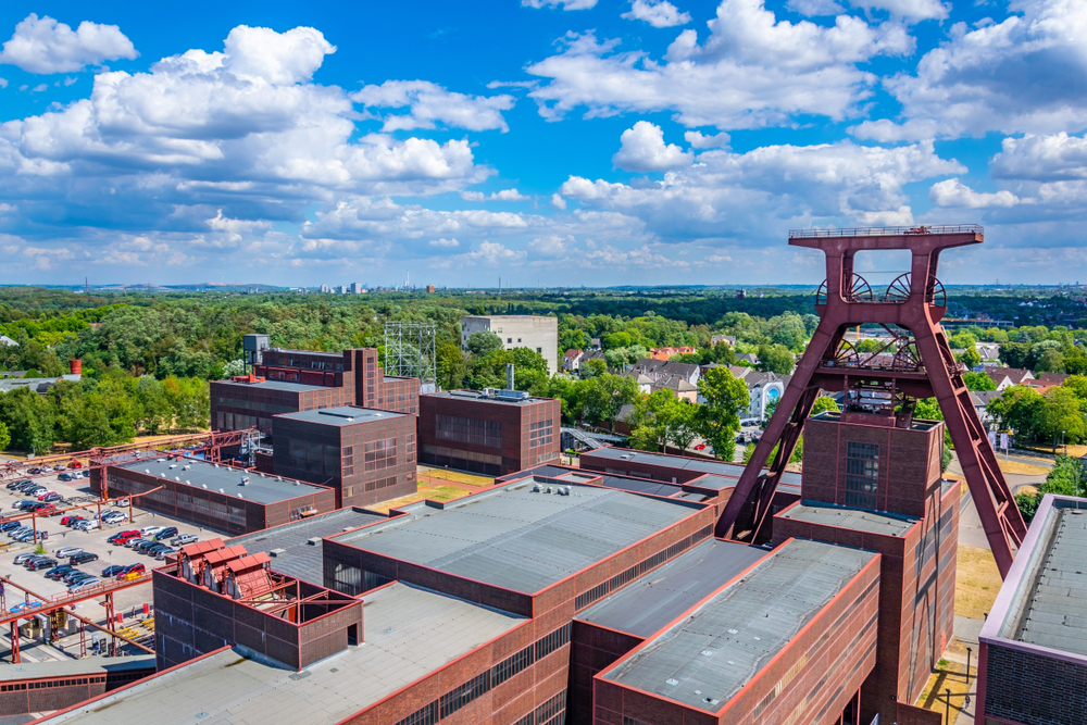 https://mdw-travel-data-us-east-1.s3.amazonaws.com/img/country/Germany/Zeche-Zollverein-Coal-Mine-Industrial-Complex/img_03.jpg