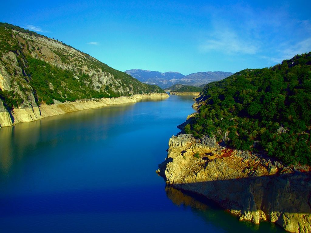 https://mdw-travel-data-us-east-1.s3.amazonaws.com/img/country/Greece/Acheloos-River/img_03.jpg