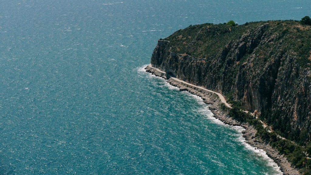 https://mdw-travel-data-us-east-1.s3.amazonaws.com/img/country/Greece/Acronauplia/img_02.jpg