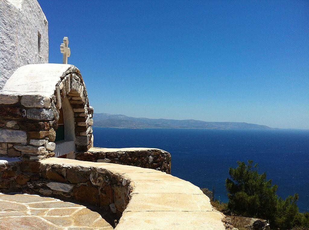 https://mdw-travel-data-us-east-1.s3.amazonaws.com/img/country/Greece/Agios-Antonios-Gorge/img_03.jpg