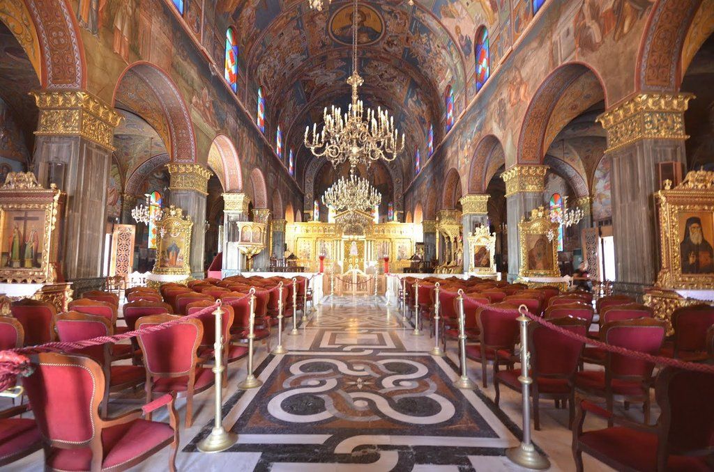 https://mdw-travel-data-us-east-1.s3.amazonaws.com/img/country/Greece/Agios-Dionisios-Church/img_03.jpg