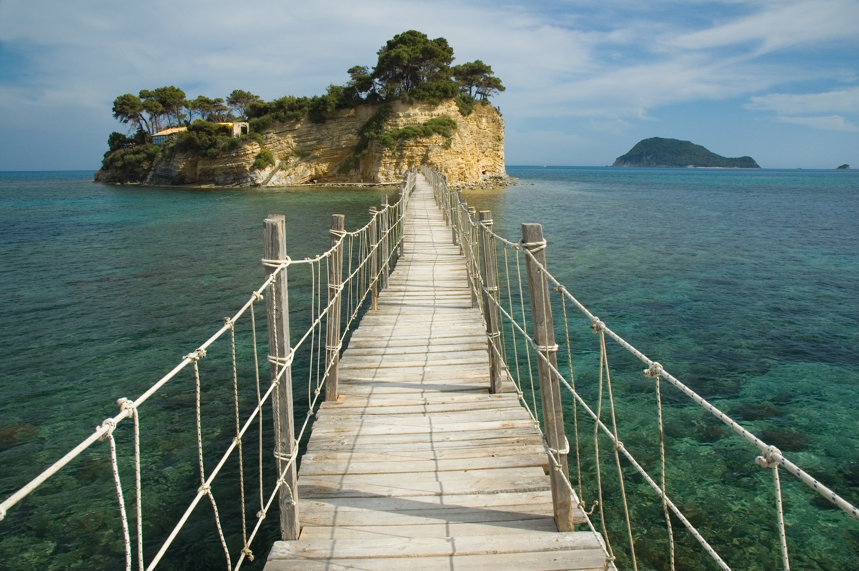https://mdw-travel-data-us-east-1.s3.amazonaws.com/img/country/Greece/Agios-Sostis-Beach/img_02.jpg