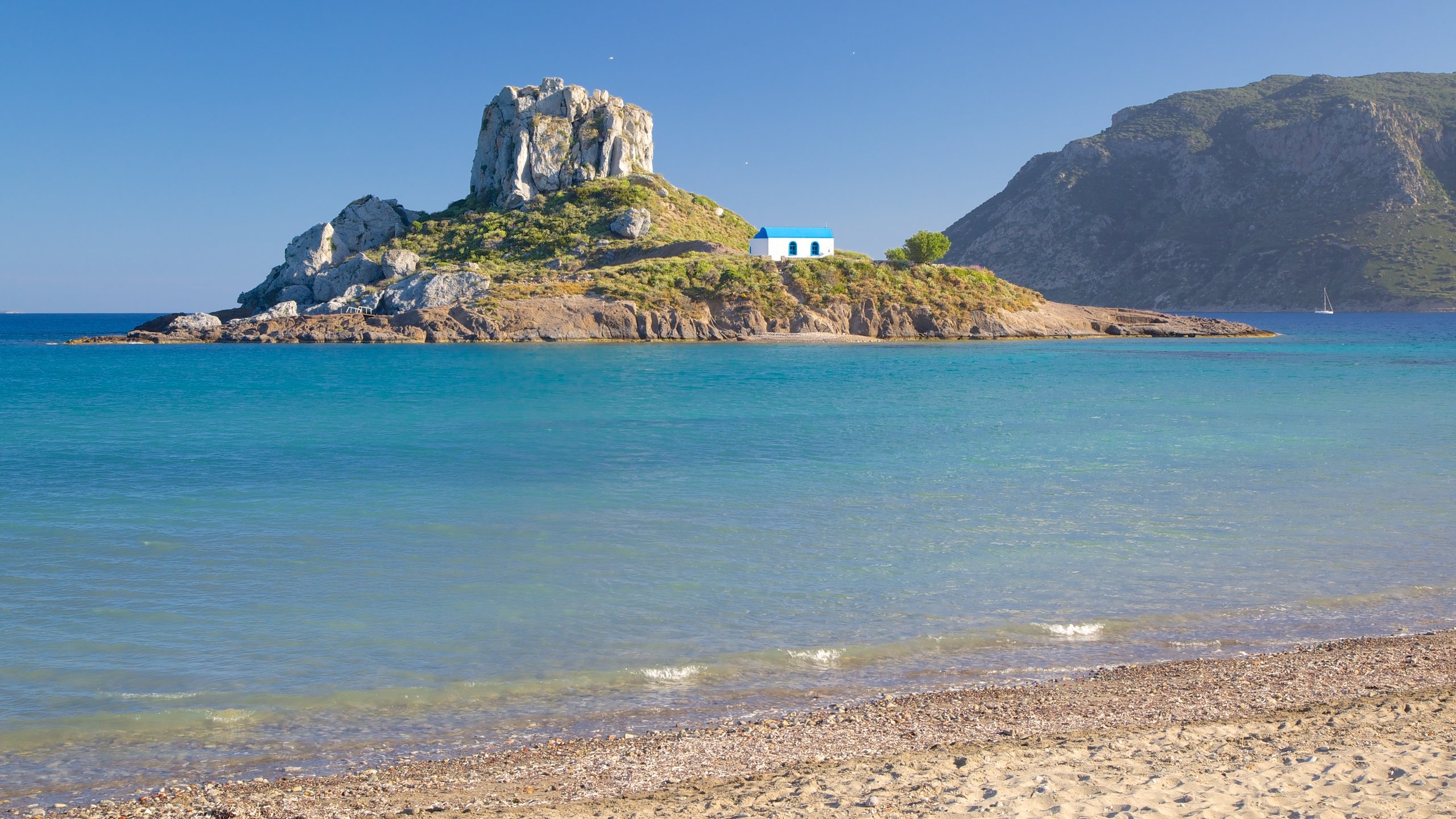 https://mdw-travel-data-us-east-1.s3.amazonaws.com/img/country/Greece/Agios-Stefanos-Beach/img_03.jpg