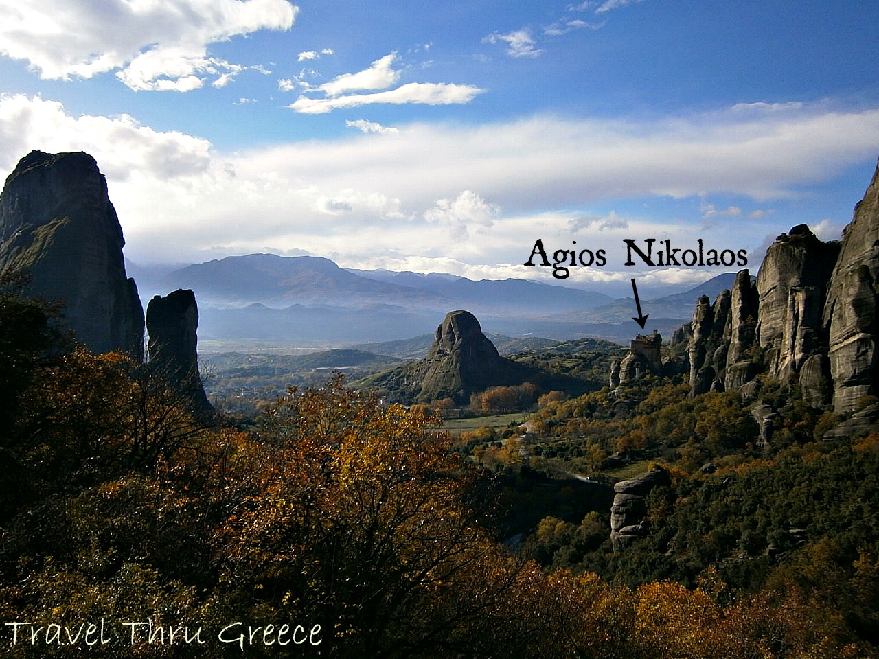 https://mdw-travel-data-us-east-1.s3.amazonaws.com/img/country/Greece/Agiou-Nikolaou-Street/img_03.jpg