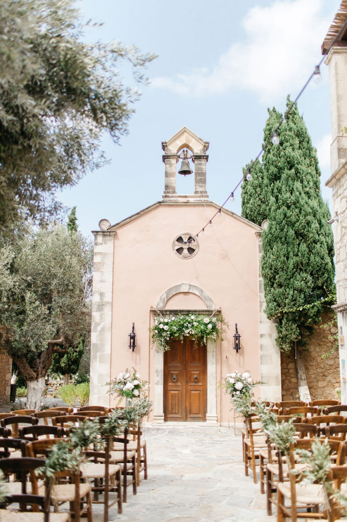 https://mdw-travel-data-us-east-1.s3.amazonaws.com/img/country/Greece/Agreco-Farm/img_03.jpg
