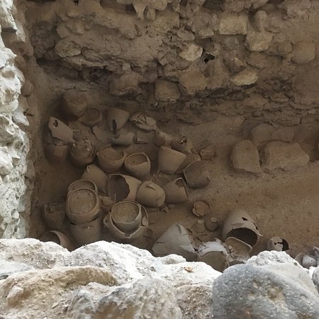 https://mdw-travel-data-us-east-1.s3.amazonaws.com/img/country/Greece/Akrotiri-Archaeological-Site/img_03.jpg