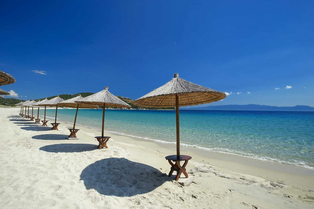 https://mdw-travel-data-us-east-1.s3.amazonaws.com/img/country/Greece/Alykes-Beach/img_03.jpg