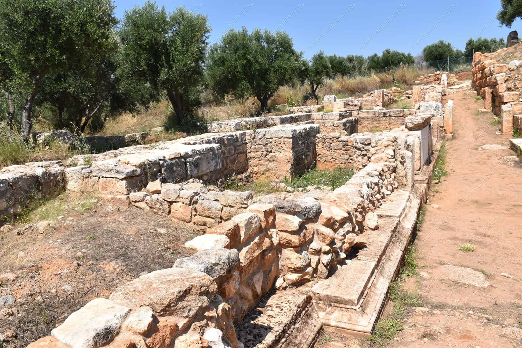 https://mdw-travel-data-us-east-1.s3.amazonaws.com/img/country/Greece/Ancient-City-of-Aptera/img_02.jpg
