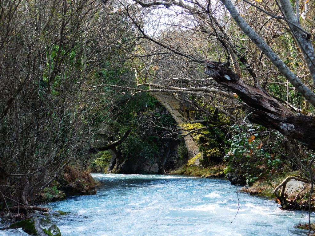 https://mdw-travel-data-us-east-1.s3.amazonaws.com/img/country/Greece/Ancient-City-of-Gortyna/img_01.jpg