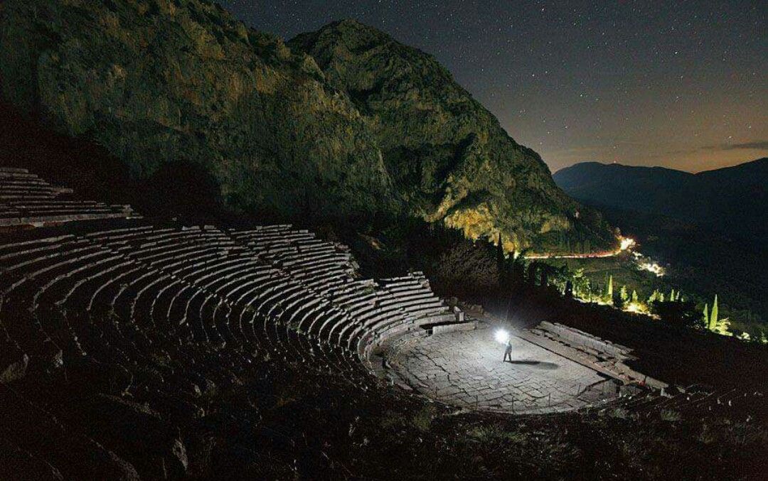 https://mdw-travel-data-us-east-1.s3.amazonaws.com/img/country/Greece/Ancient-Theatre-of-Delphi/img_01.jpg