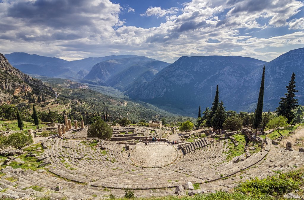 https://mdw-travel-data-us-east-1.s3.amazonaws.com/img/country/Greece/Ancient-Theatre-of-Delphi/img_03.jpg