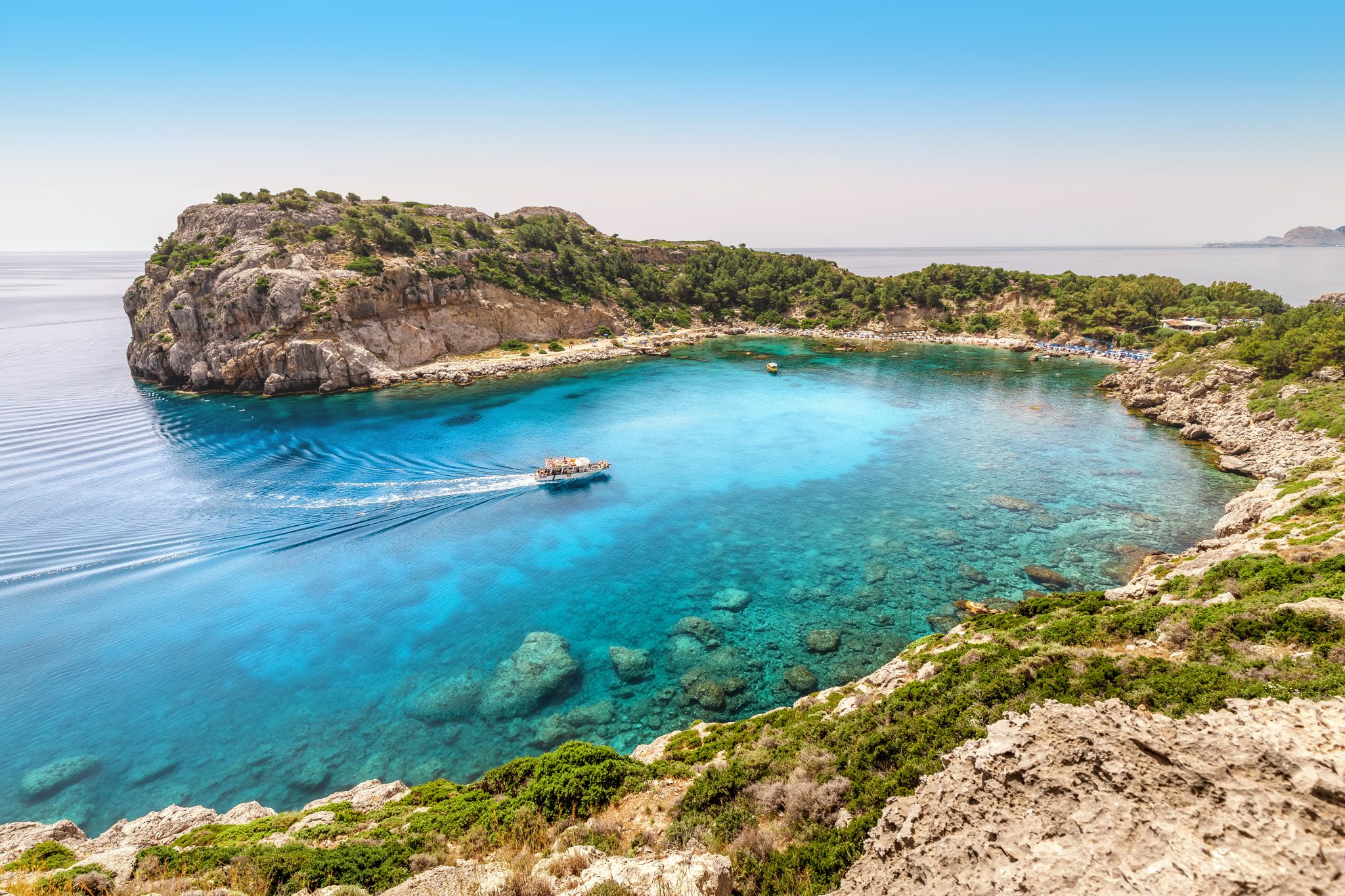 https://mdw-travel-data-us-east-1.s3.amazonaws.com/img/country/Greece/Anthony-Quinn-Bay/img_01.jpg