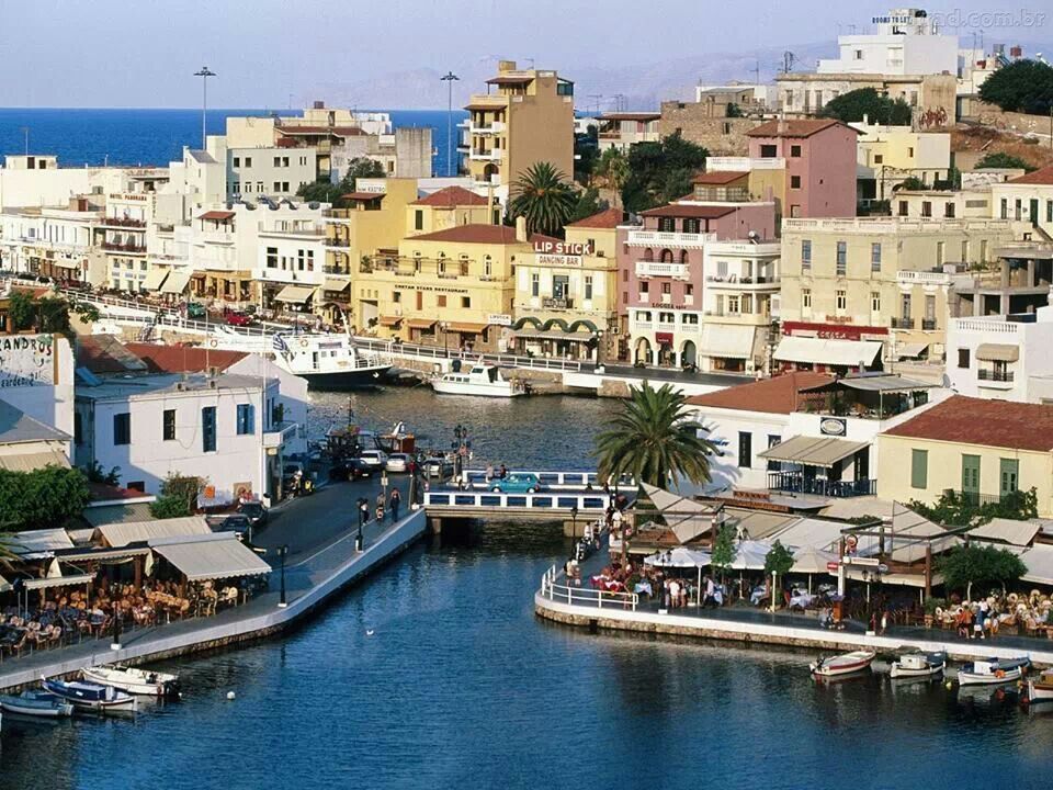 https://mdw-travel-data-us-east-1.s3.amazonaws.com/img/country/Greece/Archaeological-Museum-of-Larissa/img_01.jpg