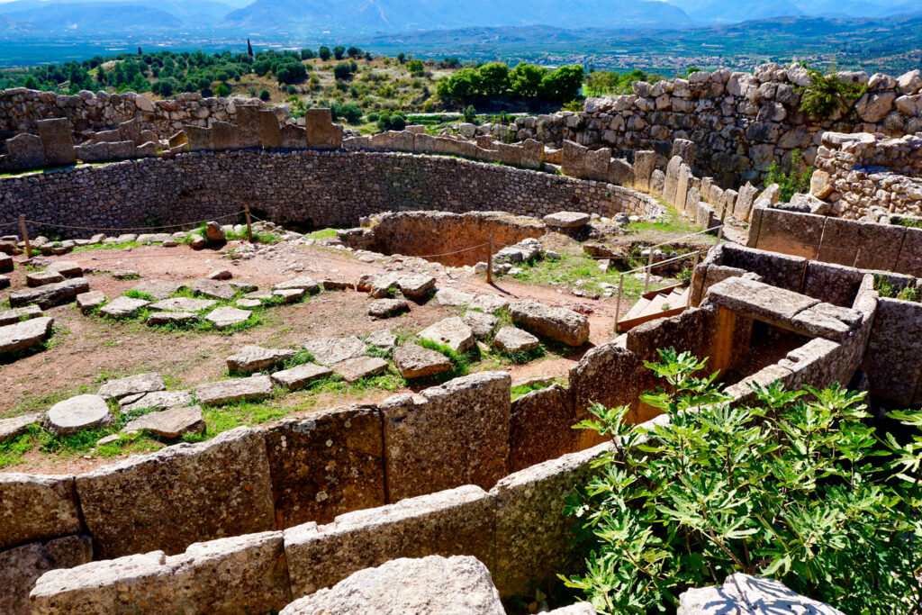 https://mdw-travel-data-us-east-1.s3.amazonaws.com/img/country/Greece/Archaeological-Site-of-Tiryns/img_01.jpg