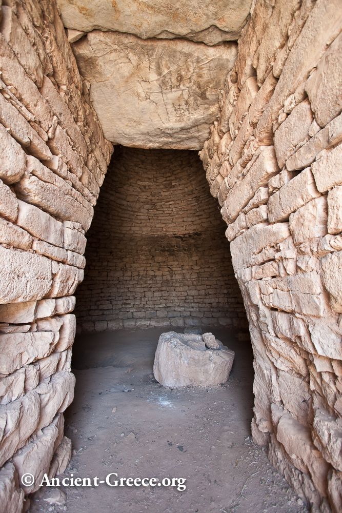 https://mdw-travel-data-us-east-1.s3.amazonaws.com/img/country/Greece/Archaeological-Site-of-Tiryns/img_02.jpg
